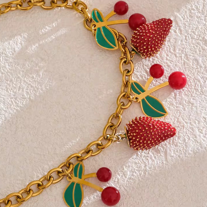 Necklace straw cherry’s
