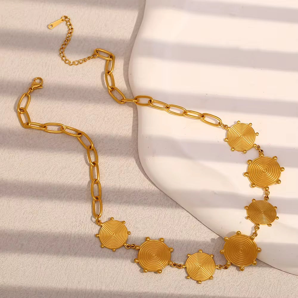 Necklace Minimal Luxe